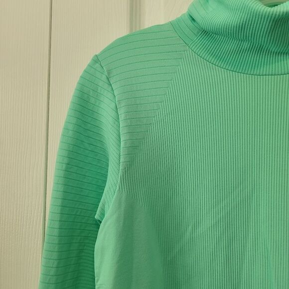 Athleta Flurry Blizzard Rib Turtleneck Size Small Mint Green Long Sleeve - Picture 3 of 7